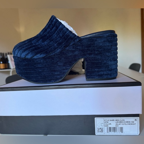 Larroude Miso Clog Women's Midnight Blue Velvet Corduroy Platform Shoes New - Picture 3 of 10